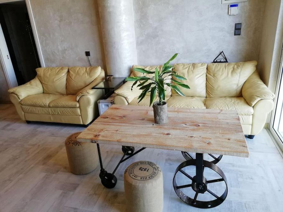 Lenico Beachfront Suites Agia Pelagia Exteriör bild
