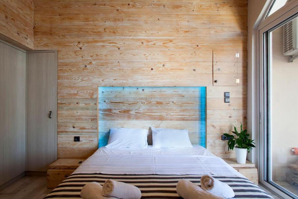 Lenico Beachfront Suites Agia Pelagia Exteriör bild
